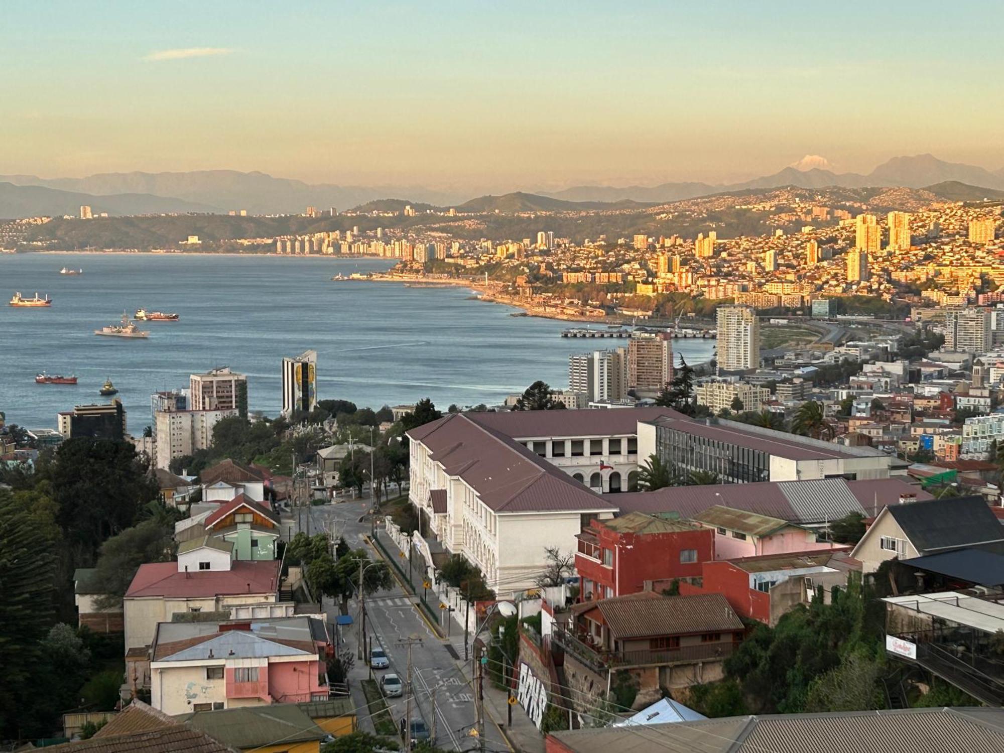 Hotel Faro Azul Valparaiso Cerro Alegre Eksteriør billede
